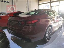 نيسان ألتيما